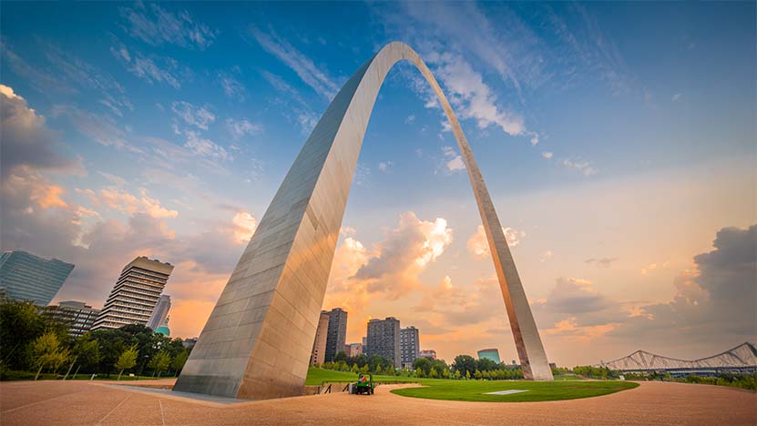 Newbold in St. Louis